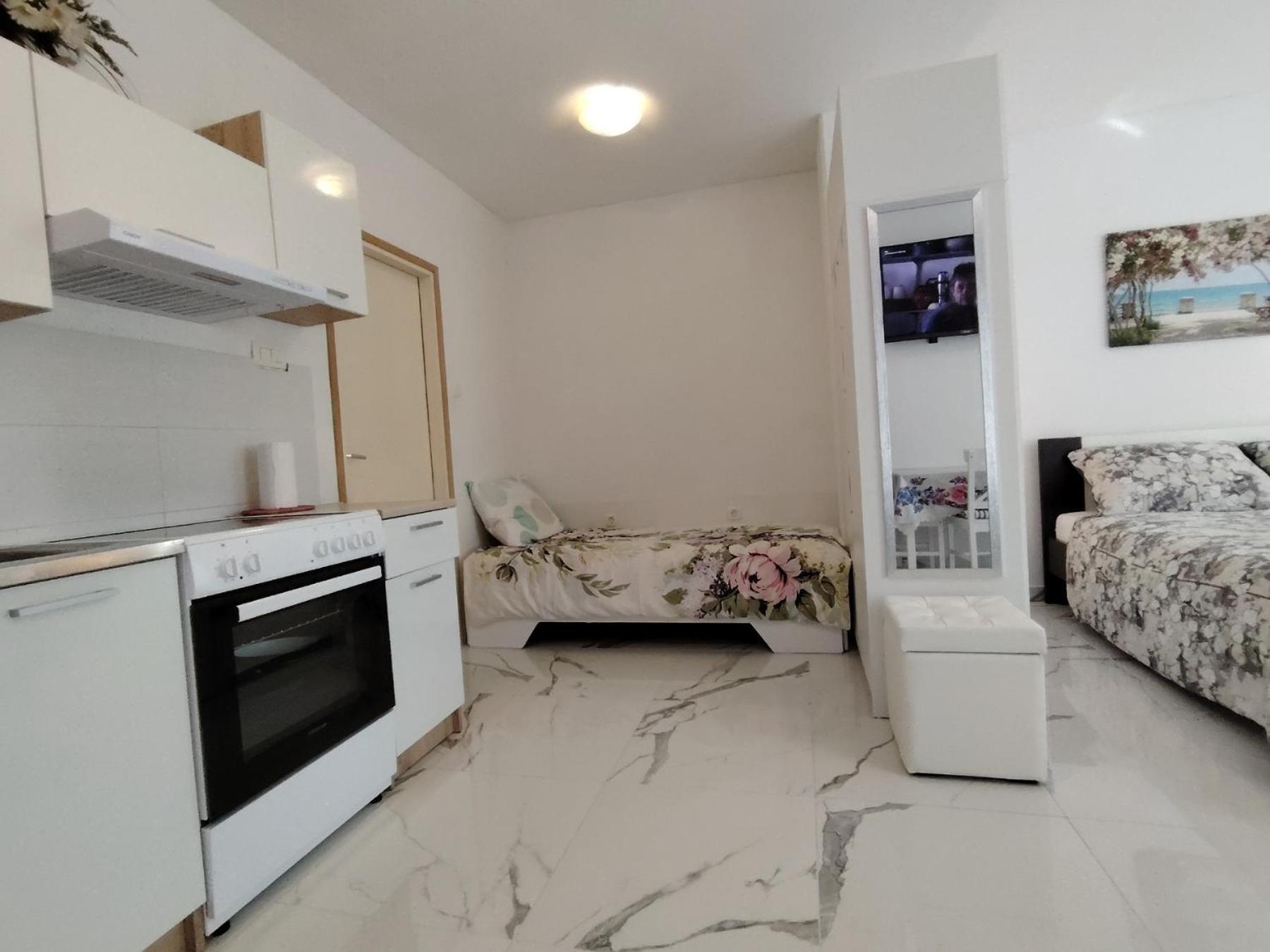 Studio-Apartman Ella Пореч Экстерьер фото
